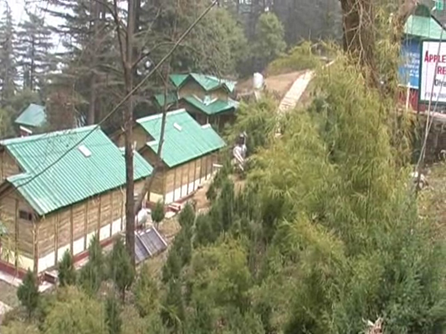 When snow fall in Dhanaulti?