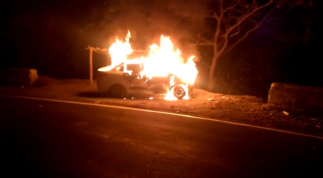 burning car nainital
