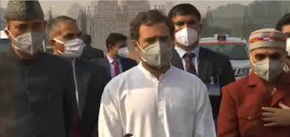 राहुल गांधी का हमला, कहा- प्रधानमंत्री के आंसू लोगों को नहीं बचा पाए, लेकिन ऑक्सीजन जरूर बचा ली