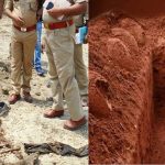 प‍िथौरागढ़ में युवती के दफनाए शव को पुलिस ने पोस्‍टमार्टम के लि‍ए निकाला, ग्रामीणों ने किया हंगामा