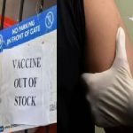 देहरादून : नहीं पहुंची वैक्सीन, कई वैक्सीनेशन सेंटरों पर लगा ताला