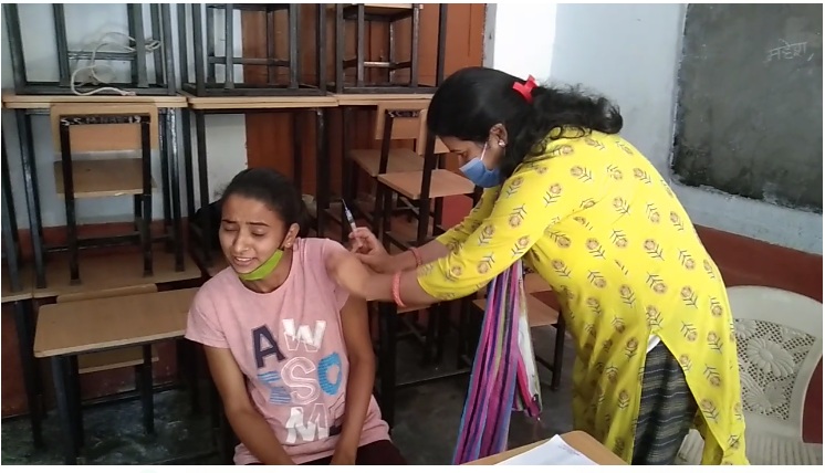 उत्तराखंड : इन गांवों में पहुंची वैक्सीन, टीका लगाने में युवा सबसे आगे