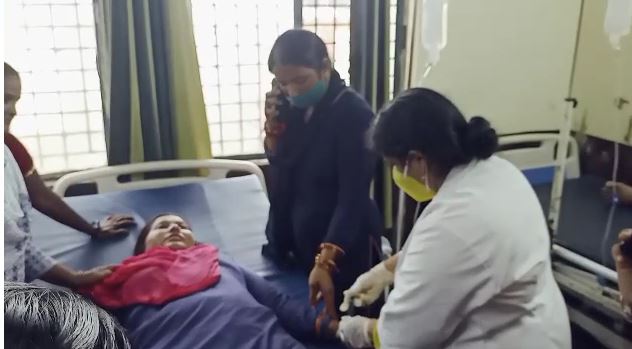 उत्तराखंड : धरने के दौरान बेहोश हुई आशा वर्कर, बुलाने पर भी नहीं आई डॉक्टर