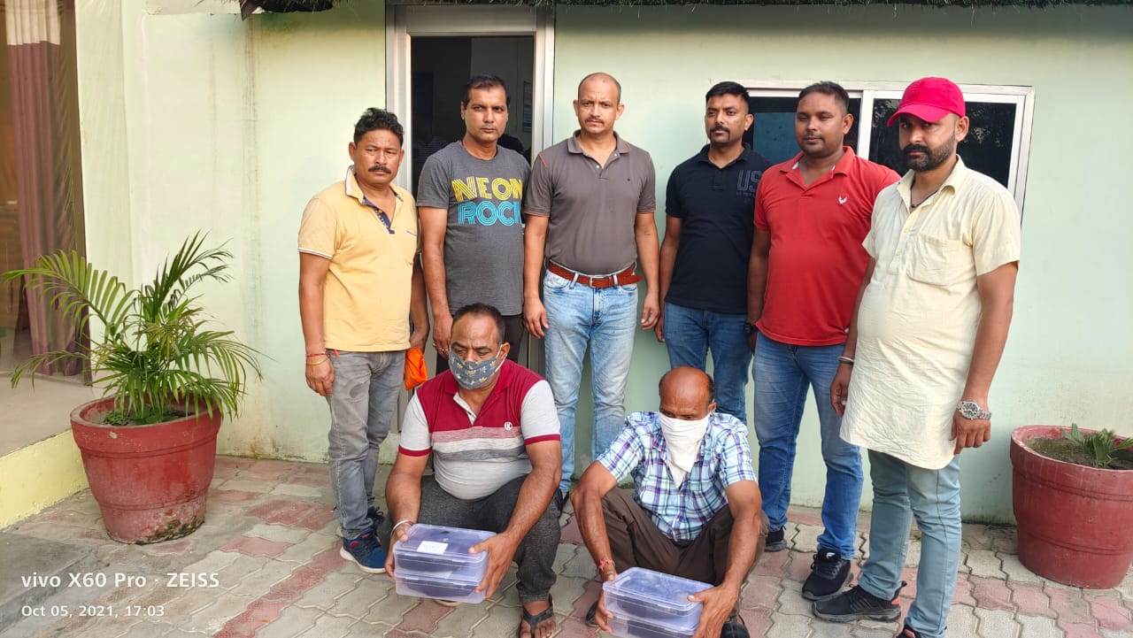 किच्छा में STF और कोतवाली पुलिस की बड़ी कार्रवाई, 7.5 किलोग्राम अफीम के साथ दो तस्कर दबोचे Udham Singh Nagar