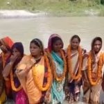उत्तराखंड: CM धामी की हार के लिए लोगों ने किया प्रायश्चित, ली सांकेतिक जल समाधि