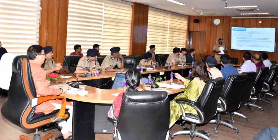 CM DHAMI IN POLICE MEETING
