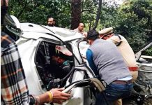 nainital accident one died near kainchi dham