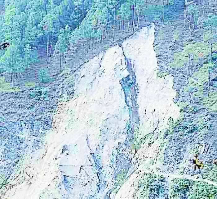 landslide in chamoli dewal kheta road