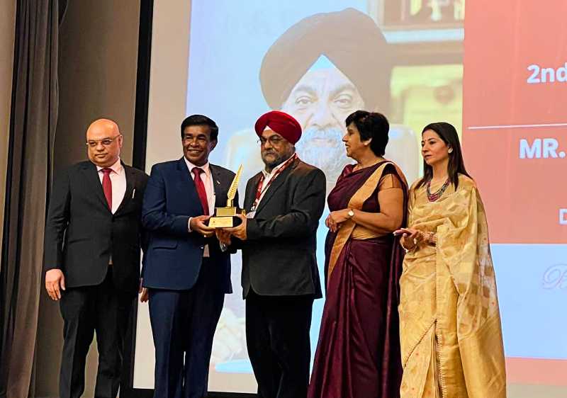सुरजीत सिंह ग्रोवर को मॉरिशस में मिला उत्कृष्टता पुरस्कार