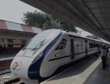 ट्रायल के लिए दून पहुंची वंदे भारत ट्रेन, 25 मई को होगा उद्धाटन vande bharat