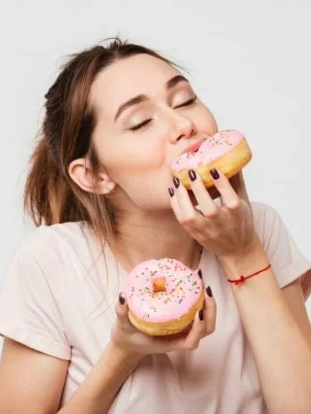 मीठा खाने की बार-बार होती है क्रेविंग? जान ले वजह