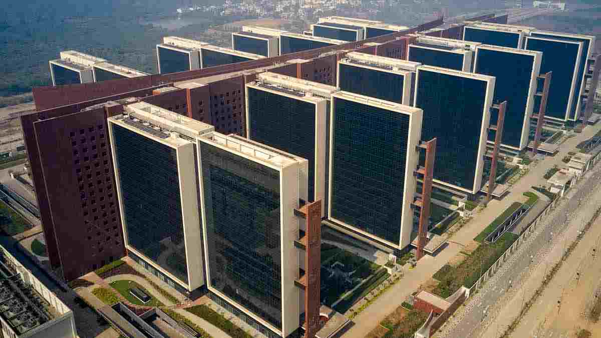 India has the world's largest building