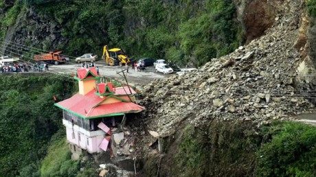 shiv temple hit by landslide due to rain in shimla