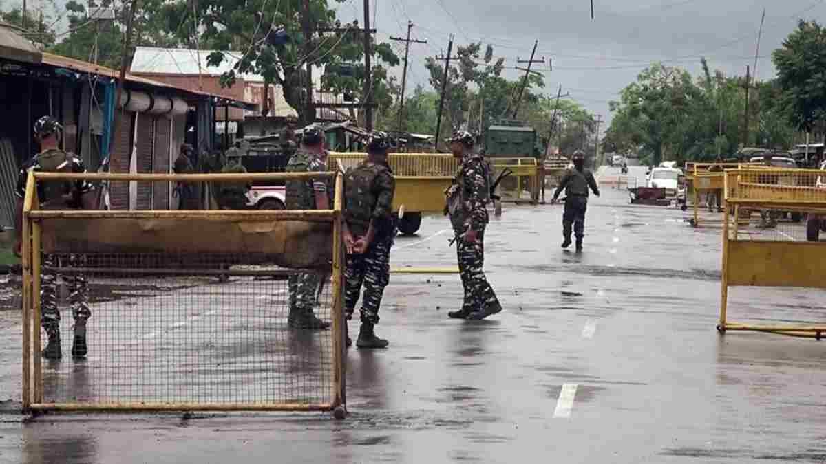 Violence again in Manipur, firing between two unknown groups, 2 people died, 50 people injured