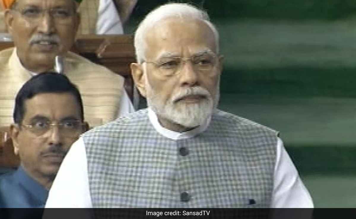 PM Modi mentioned Nehru, Atal, Manmohan in the session, Sonia Gandhi showed a unique reaction