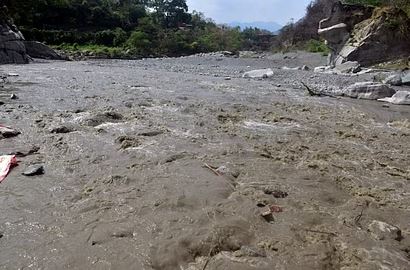 GAULA NADI भारी बारिश से बढ़ा गौला नदी का जलस्तर