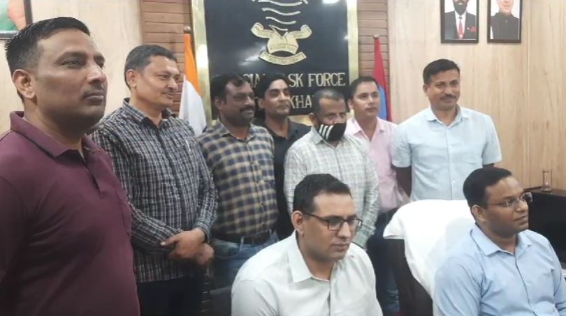 RAJPAL WALIYA GIRAFTAR STF ने किया पुष्पांजलि के डायरेक्टर राजपाल वालिया को गिरफ्तार,