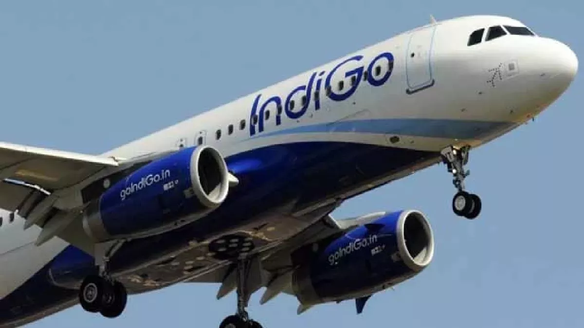 Flight crew members will not use products like perfume, medicines and dental hygiene.