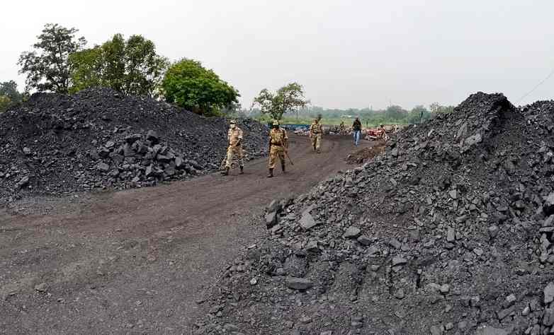 Three killed, 10 missing in illegal coal mine collapse in West Bengal