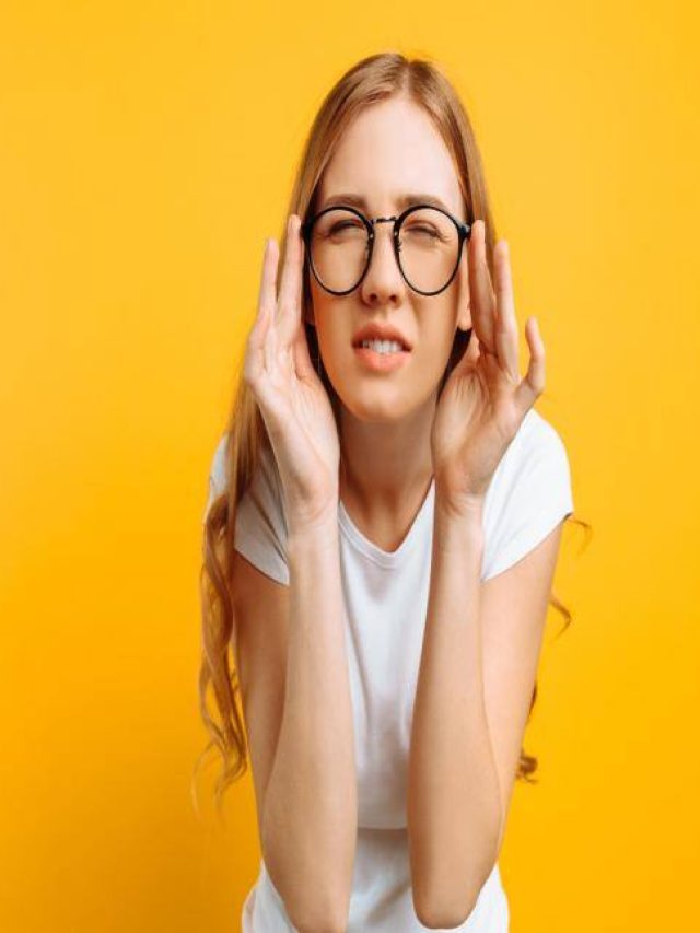 आखों की रौशनी बढ़ाता है किचन में मिलने वाला ये मसाला