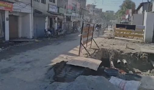 सीएम की डेडलाइन के आठ दिन बाकी, लेकिन अच्छी नहीं है दून की सड़कों की स्थिति dehradun