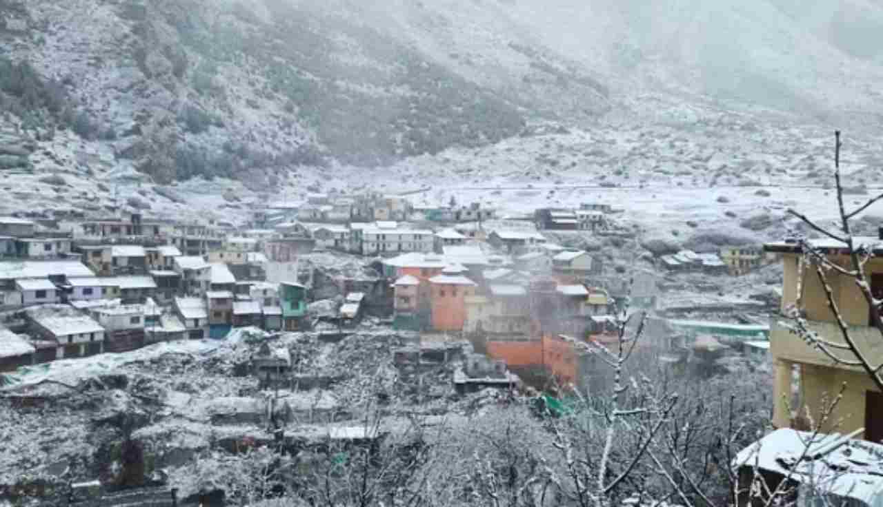 snowfall in kedarnath dham