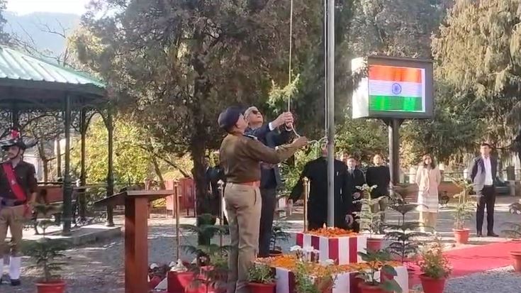 मुख्य न्यायाधीश ने Highcourt में फहराया तिरंगा