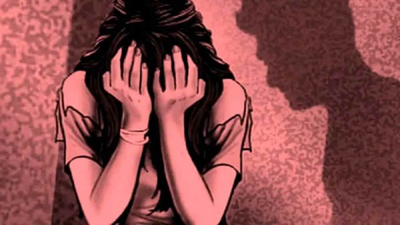 In Haldwani, a young woman was kidnapped and gang raped in a moving car.