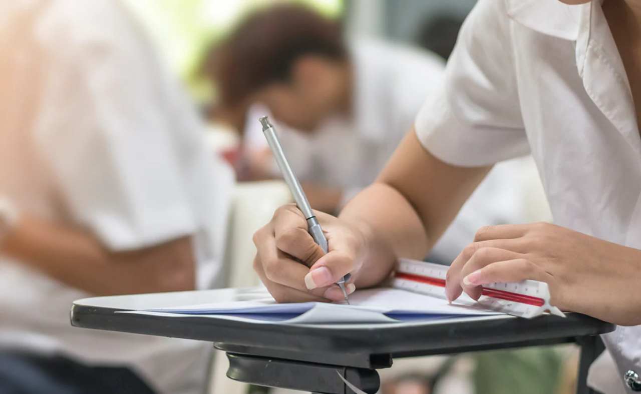 Fine of Rs 1.54 crore imposed on 9 thousand teachers in Gujarat, wrong addition of board exam marks