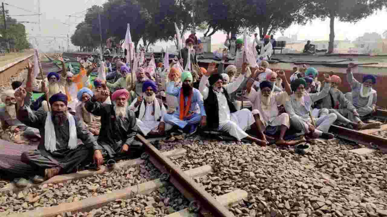 Farmers will block railway track in Punjab on 15th February, protesting against these demands