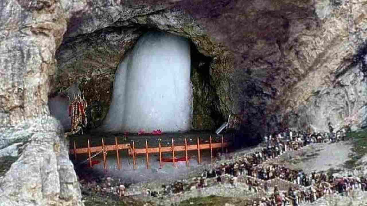 Devotees broke record by reaching Amarnath in large numbers