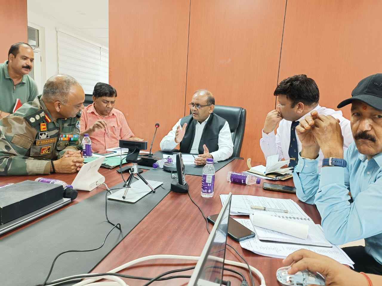 बारिश को लेकर बैठक