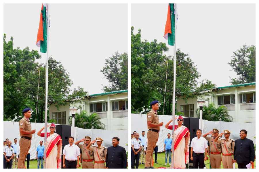 ध्वजारोहण