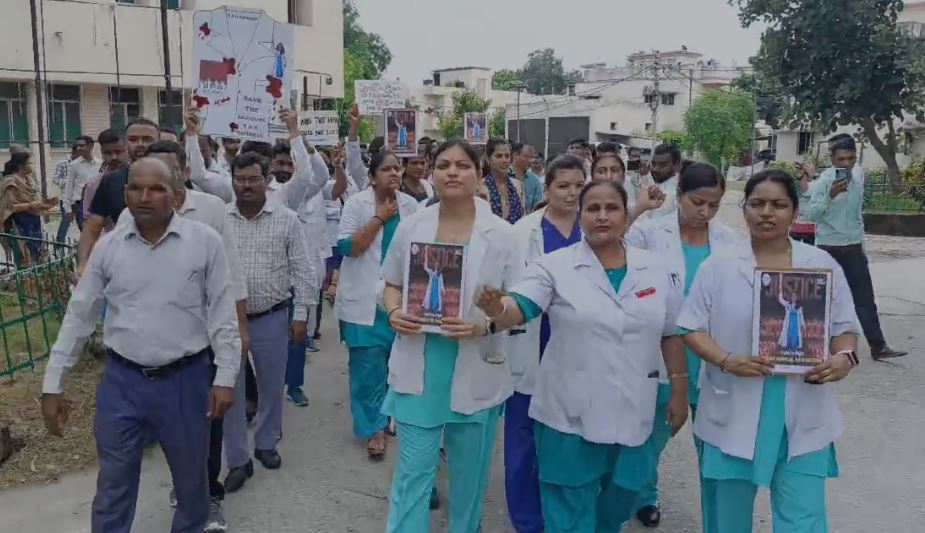 रूड़की में डॉक्टरों की हड़ताल