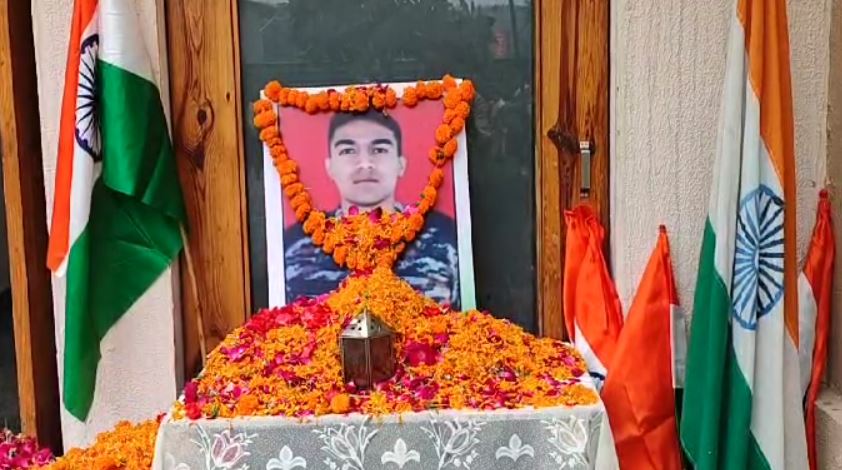 शहीद कैप्टन दीपक सिंह