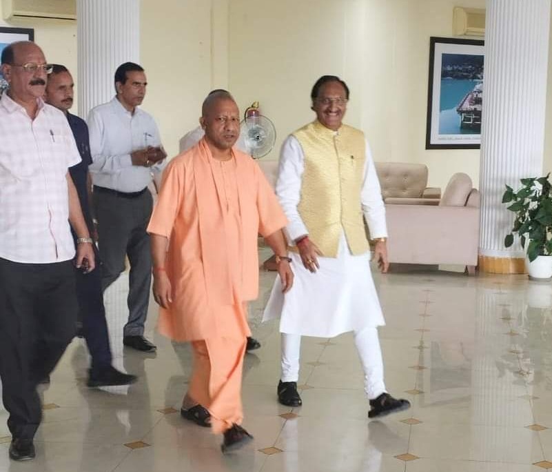 CM YOGI