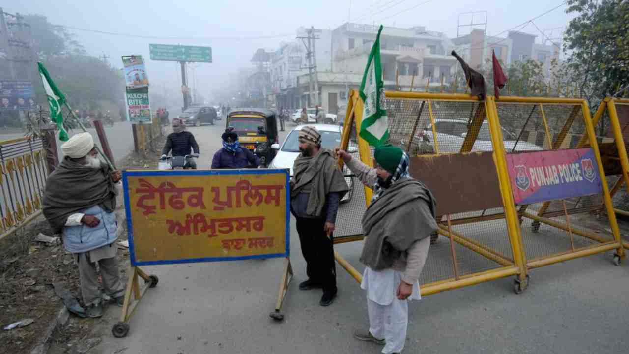 Punjab Bandh Live: 150 trains cancelled, silence spread in the station