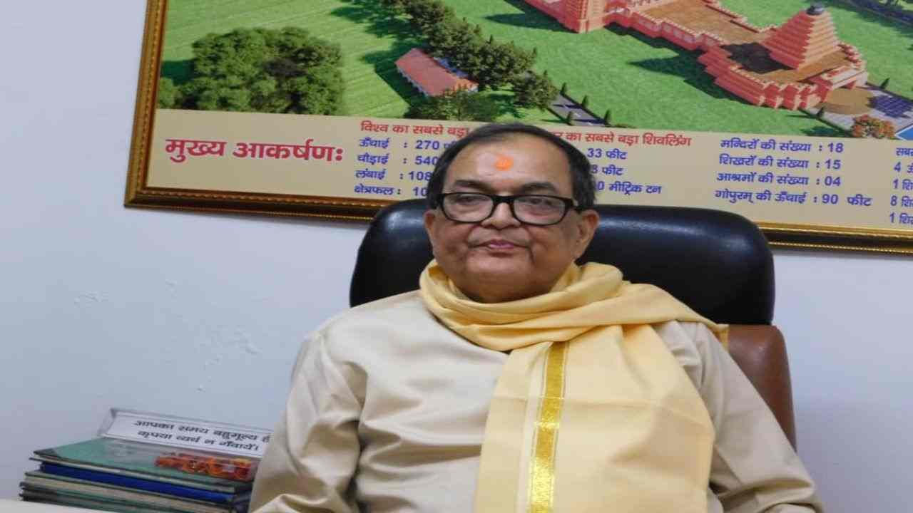 Former IPS Acharya Kishore Kunal dies of heart attack