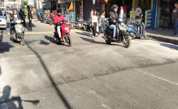 स्पीड ब्रेकर