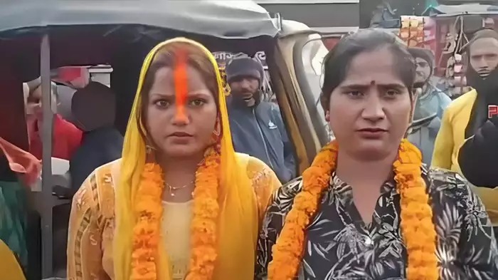 fed up of their alcoholic husbands, two women marry each other in up-deoria-news
