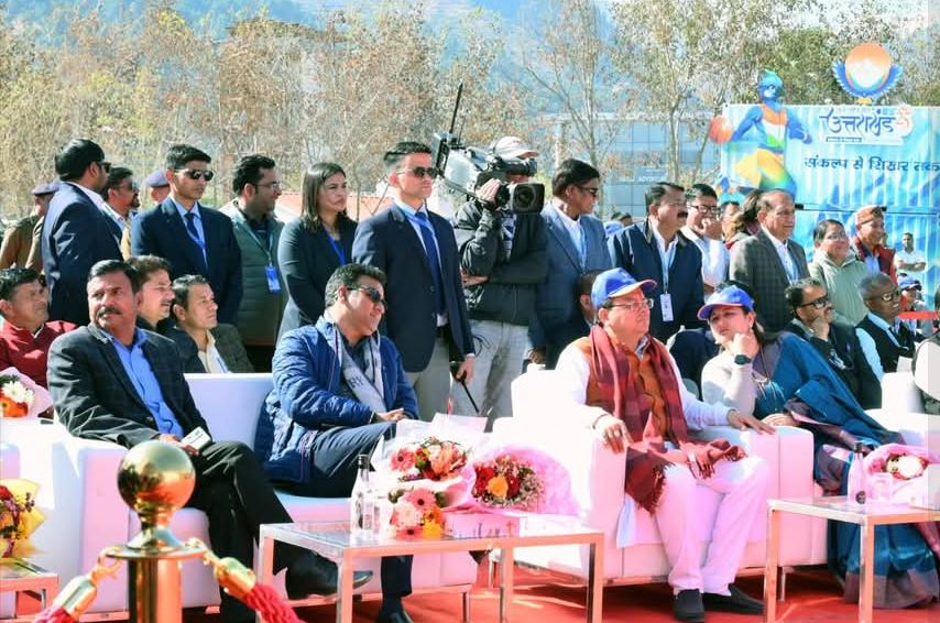 नगरपालिका अध्यक्ष और बोट यूनियन संरक्षक को किया नजरअंदाज