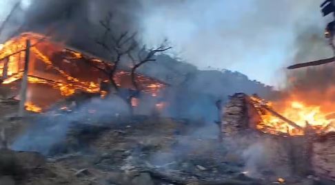 त्यूणी में आग, तीन मकान हुए जलकर राख
