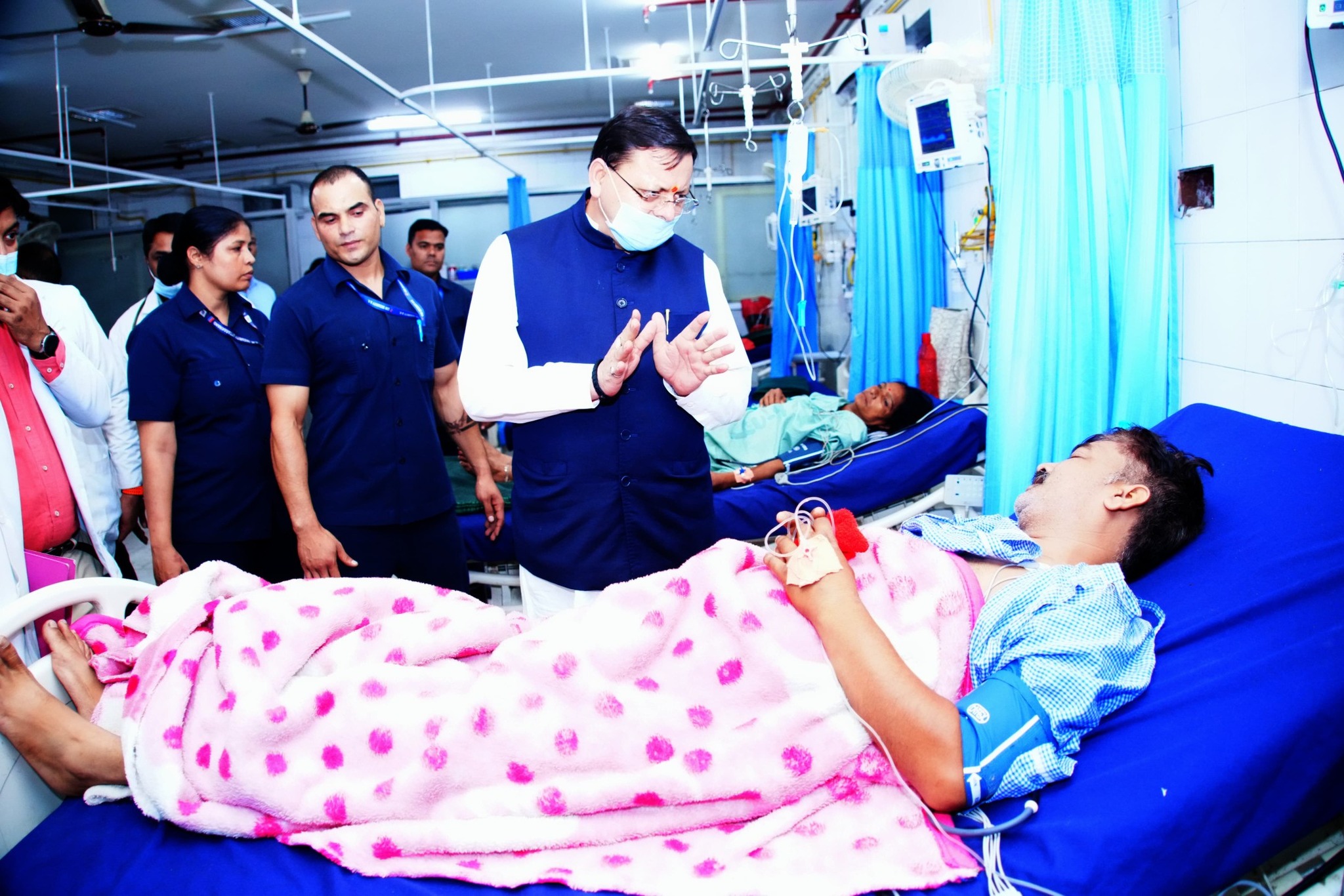 CM dhami inspetcted doon medical collage