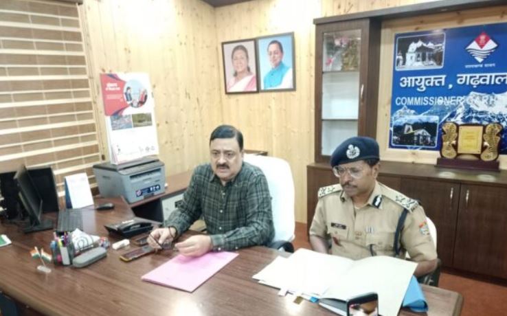 अब पौड़ी में बैठेंगे गढ़वाल कमिश्नर और IG, सीएम धामी ने दिए निर्देश