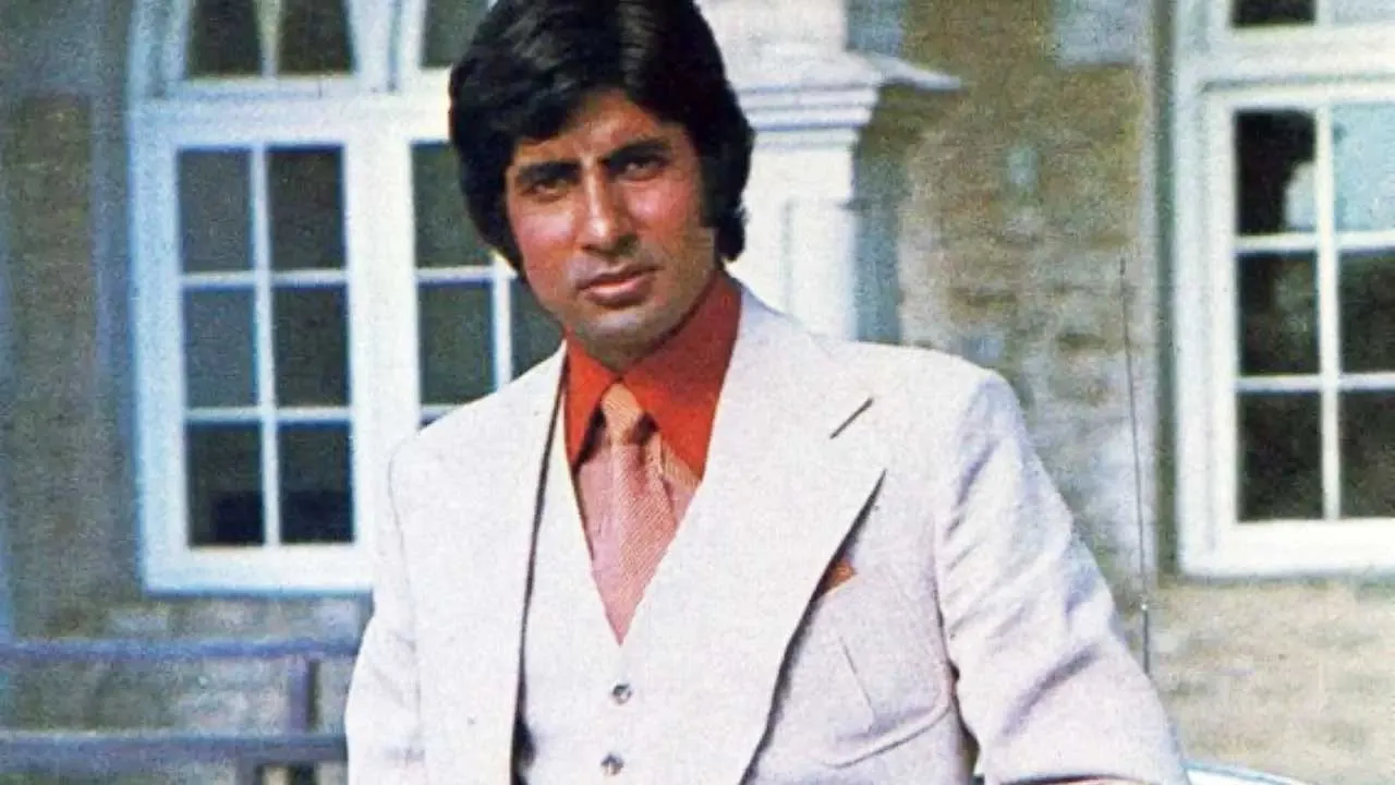 amitabh-bachchan-rekha-and-jaya-starrer-silsila-trending-on-netflix