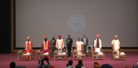 राज्यपाल और CM ने एयरपोर्ट पर किया राष्ट्रपति का स्वागत, पतंजलि विवि के दीक्षांत समारोह में हुई शामिल haridwar president