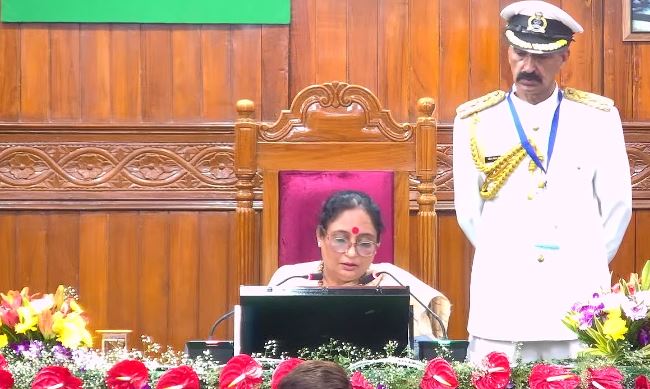 विधानसभा के विशेष सत्र की कार्रवाई फिर शुरू, सदन में पहुंचें सत्ता पक्ष और विपक्ष के विधायक