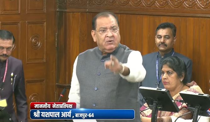 नेता प्रतिपक्ष ने अफसरों को दी चेतावनी