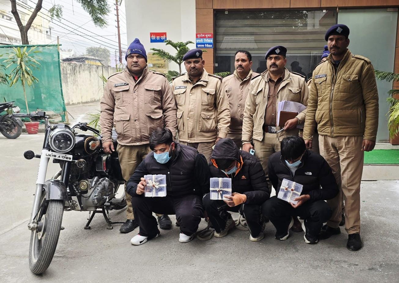 nainital news ramnagar police arrested 3 in kidnapping-and-robbery-case