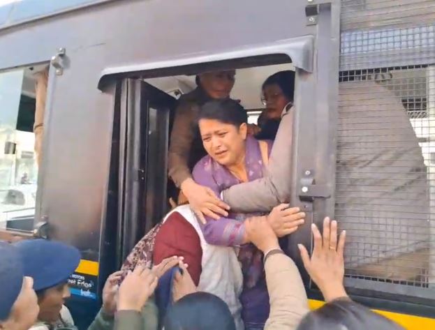 Congress protests remarks made about women in Bihar